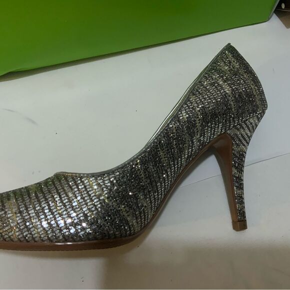 Kelly And Katie Gold/Silver KK Meris women’s size 6 - Picture 6 of 13